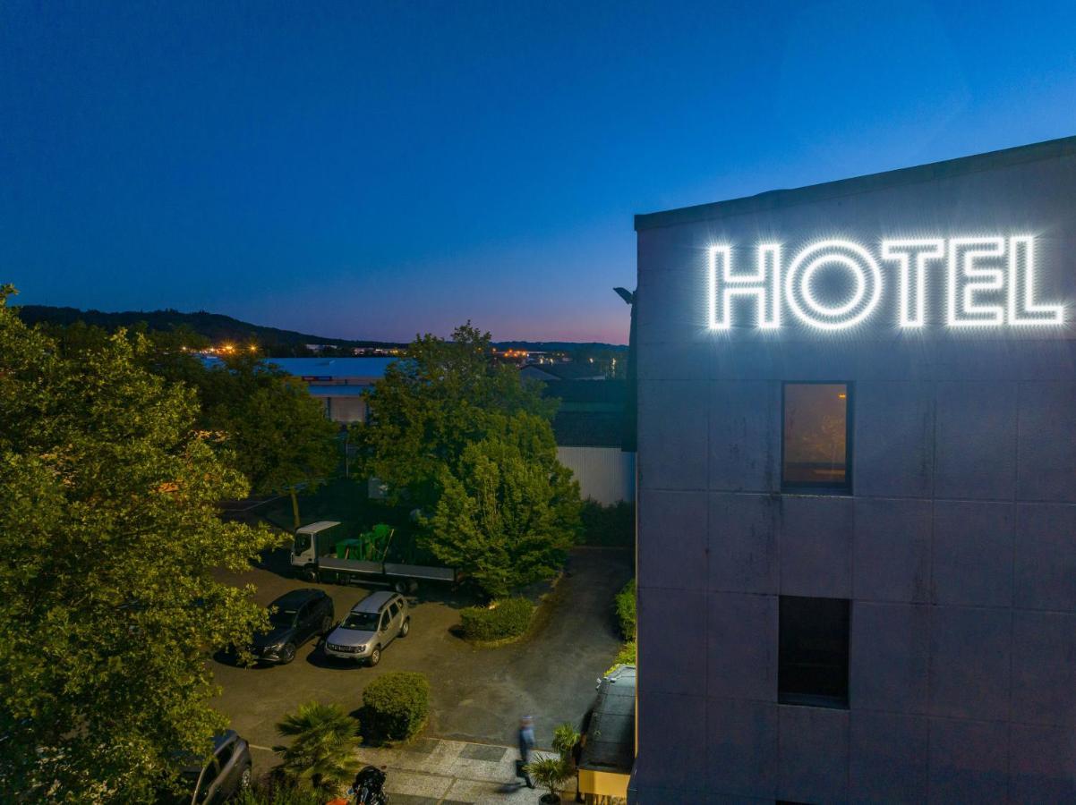 Logis Hotel Noemys Brive - Restaurant Le Teinchurier Buitenkant foto