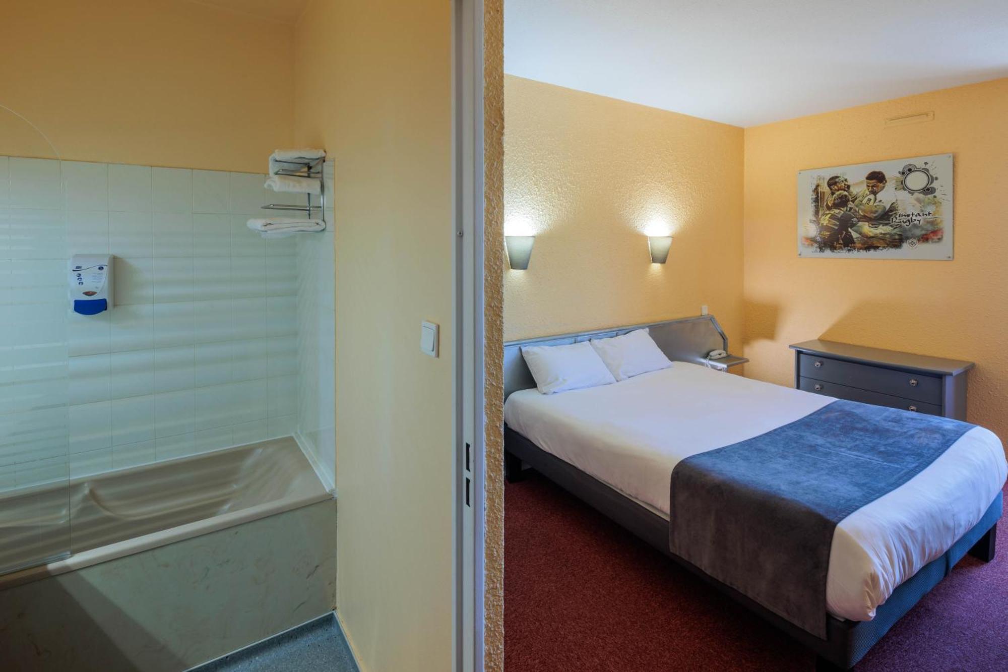 Logis Hotel Noemys Brive - Restaurant Le Teinchurier Kamer foto