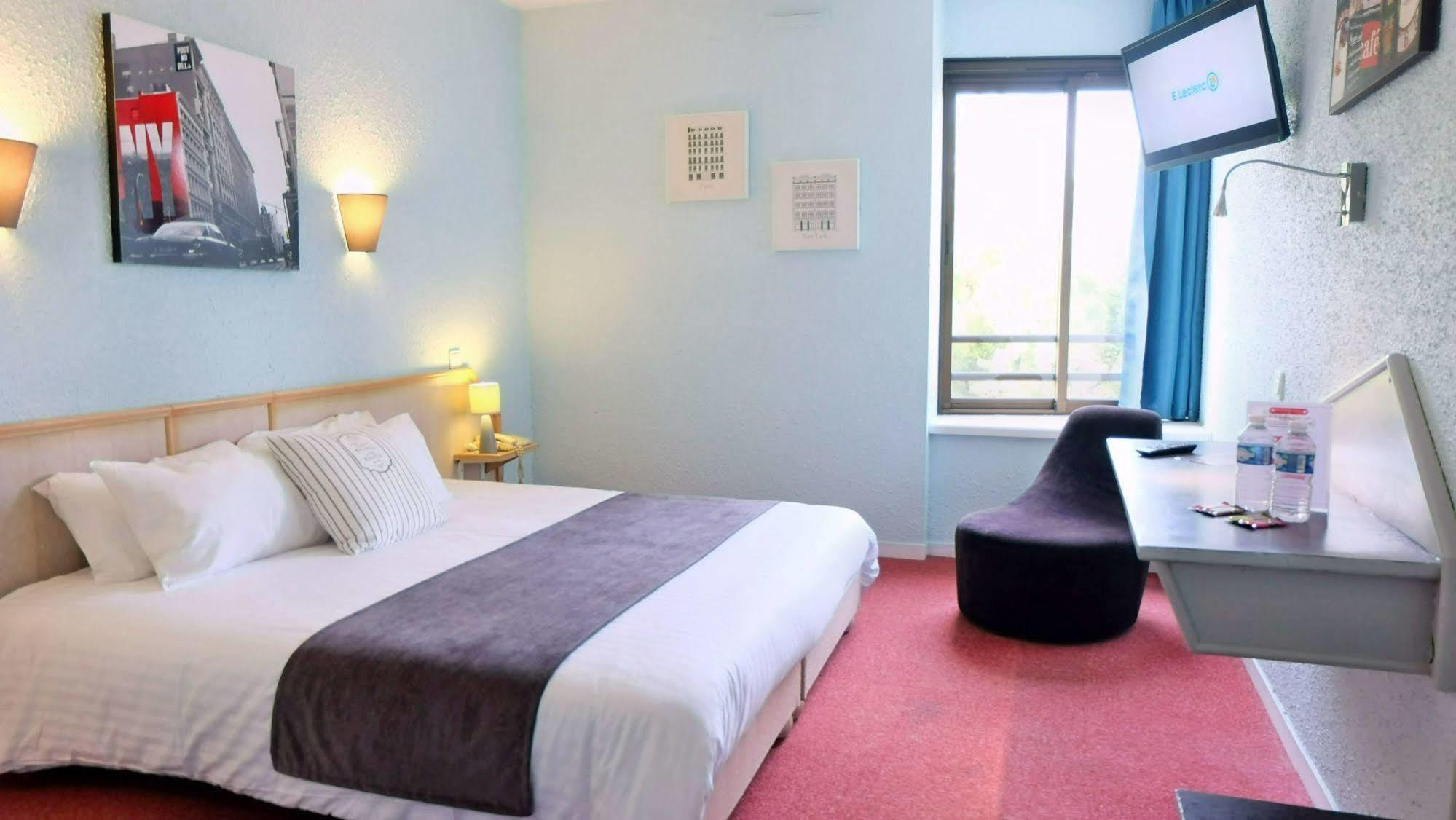 Logis Hotel Noemys Brive - Restaurant Le Teinchurier Buitenkant foto